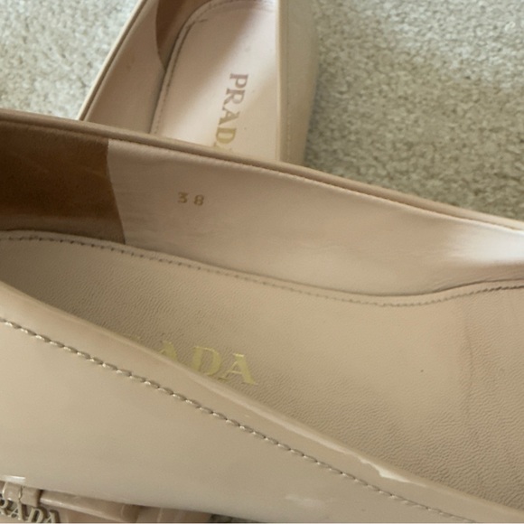 Prada Women\'s Beige  Leather Flats